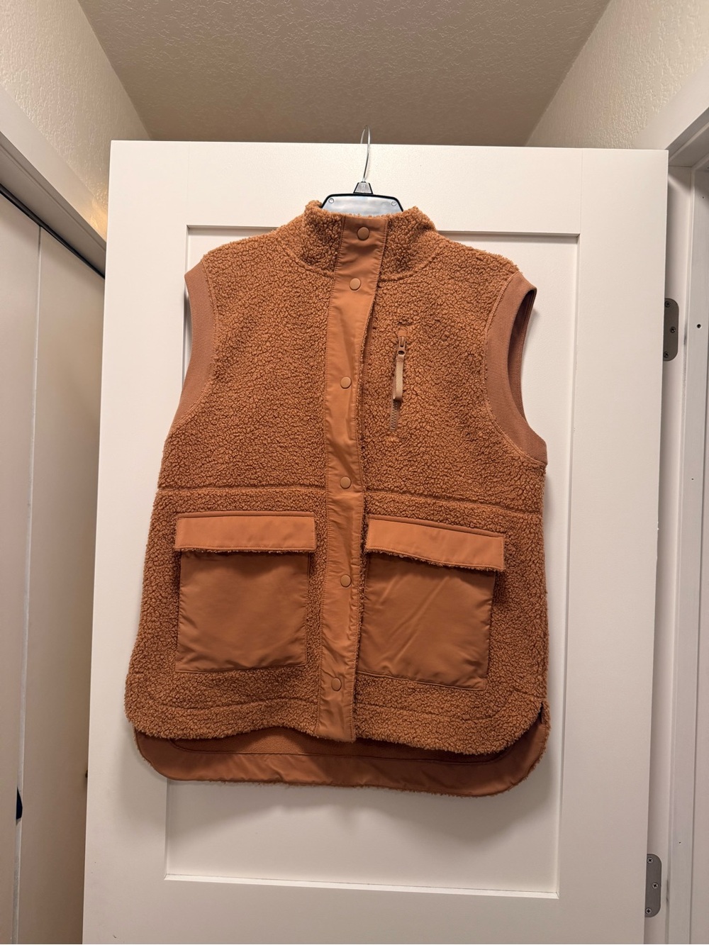Women’s Cozy Sherpa Vest in Rust - Sleeveless Zip Pocket Vest